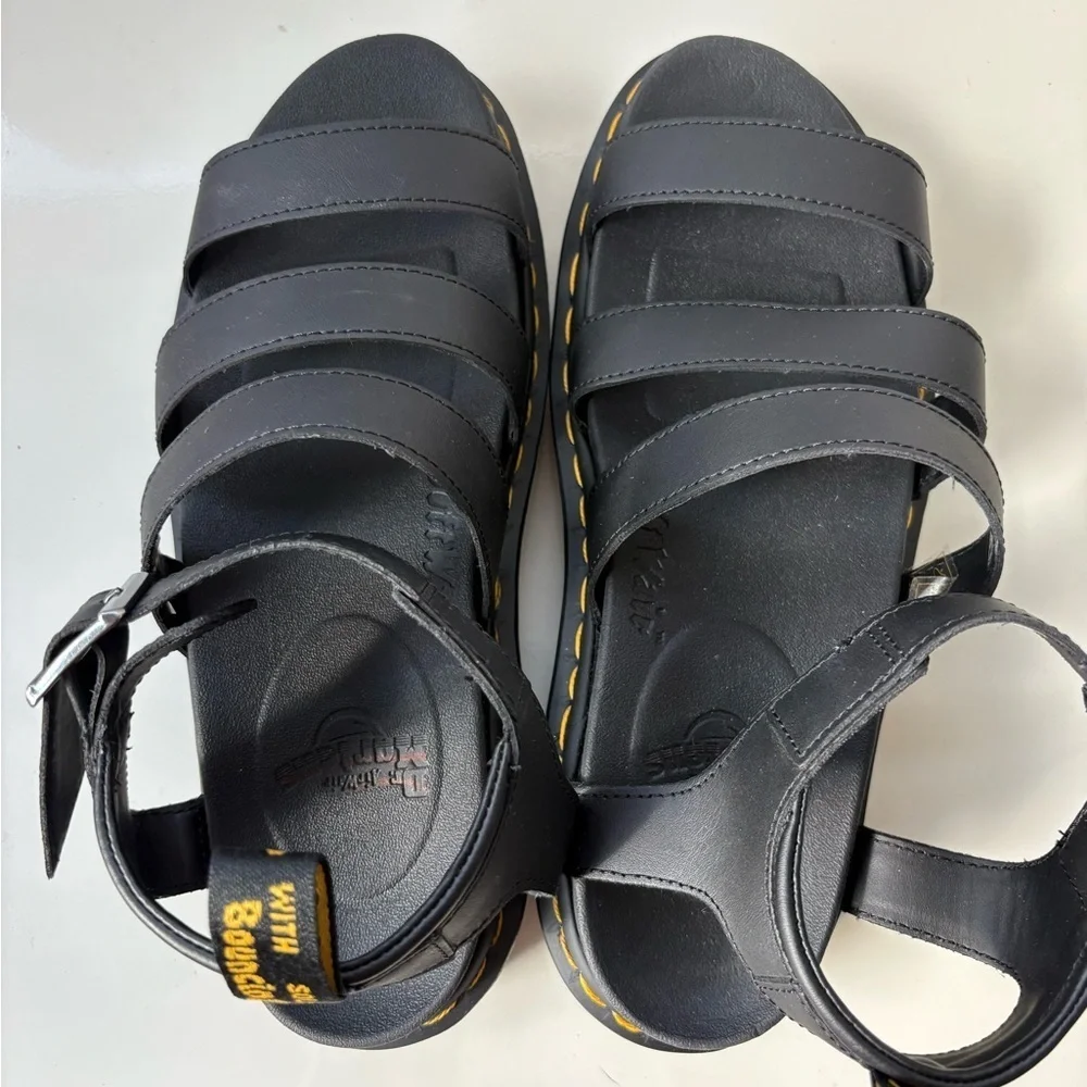 NWOT Dr. Martens Blaire Hydro Leather Sandals Size 9 Women’s - Picture 7 of 13